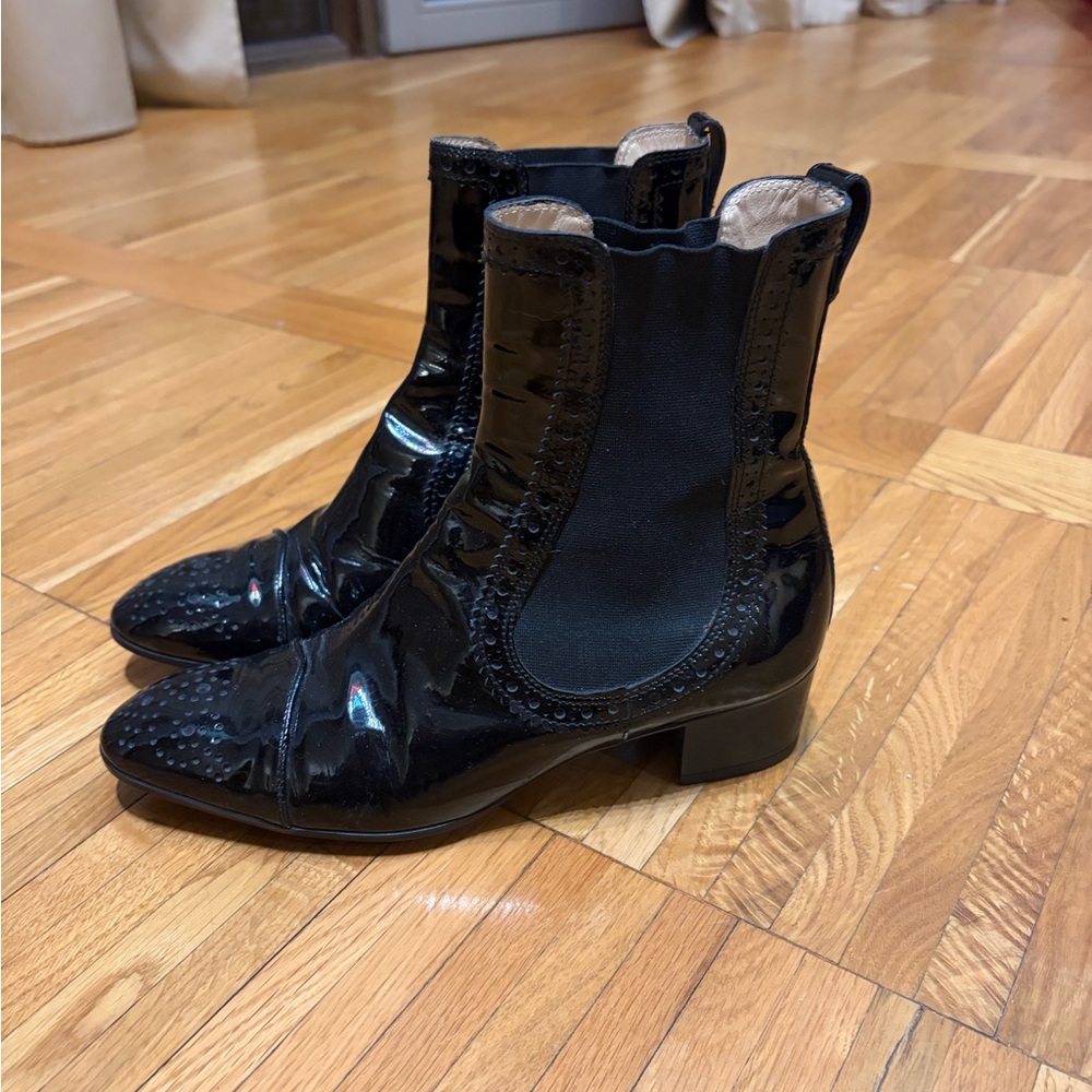 Tod's Black Patent Leather Chelsea Ankle Boots